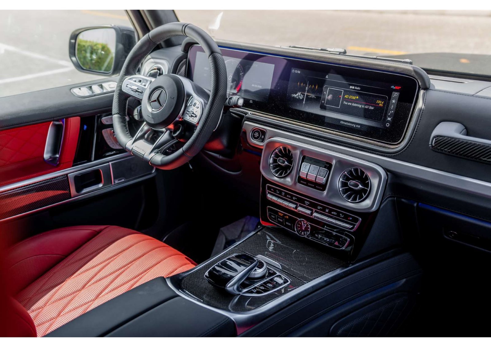 G63-2024-black-shiny_page-0005