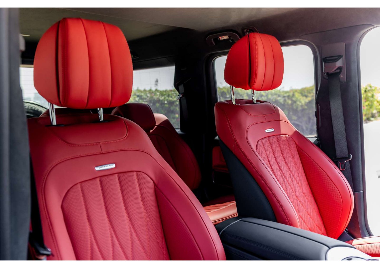 G63-2024-black-shiny_page-0007